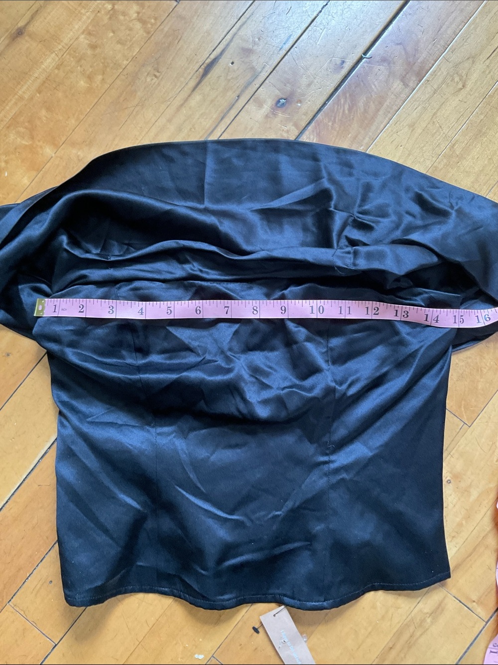 REFORMATION 

Lux Silk Top
-
$168 - Picture 10 of 12